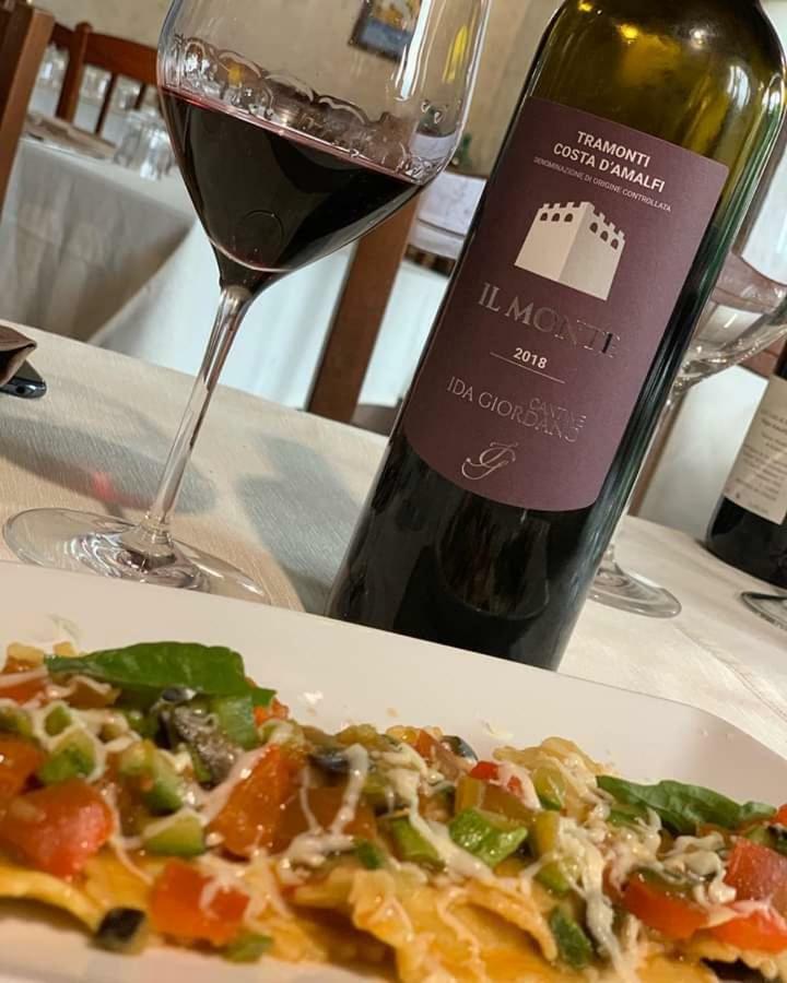 Il Raduno Villa Tramonti Exteriör bild